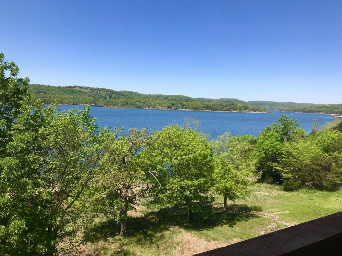 Lakefront And Lake View Indian Point Condo With Boat Slip Брэнсон Экстерьер фото